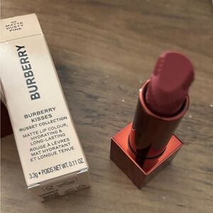 Burberry kisses matte lipstick Dusty pink NIB 💋💄